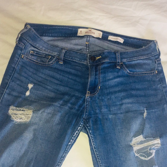 Hollister Low Rise Skinny Jeans - Picture 3 of 5